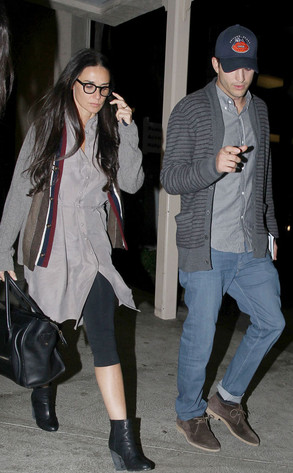 Ashton Kutcher, Demi Moore Ashton Kutcher, Demi Moore